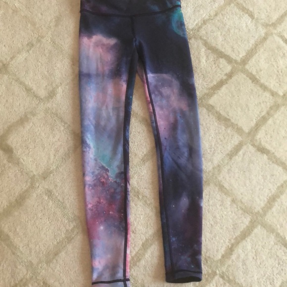 Ivivva leggings size 8. Galaxy paternity - Picture 1 of 3